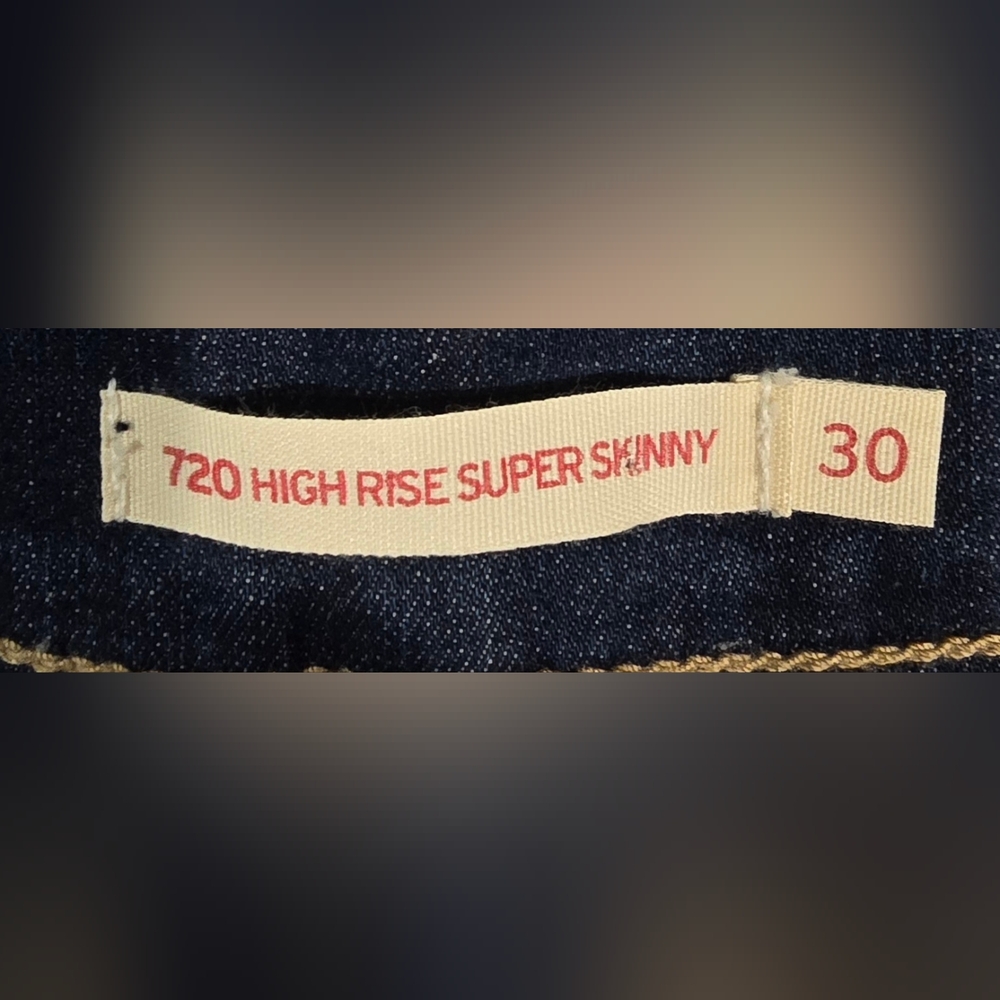 Levis High Rise Super Skinny Distressed Jeans Size 30 - Picture 8 of 9
